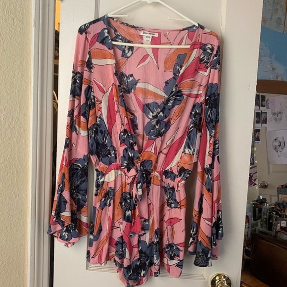Billabong Dresses & Skirts - BILLABONG NWT ROMPER